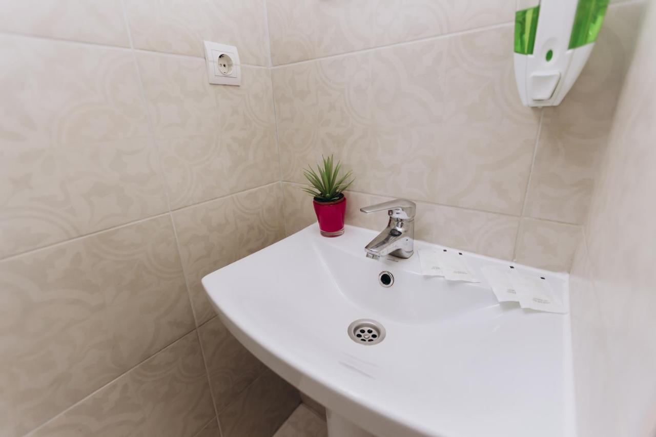 Нові Apartments Біля Жд Вокзалу Ивано-Франкивск Екстериор снимка